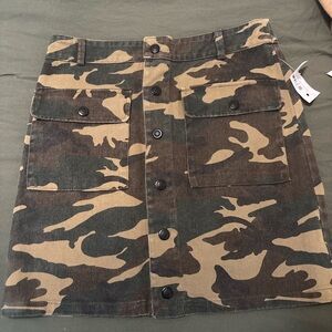 Elan Camouflage Mini Skirt with Button-Front